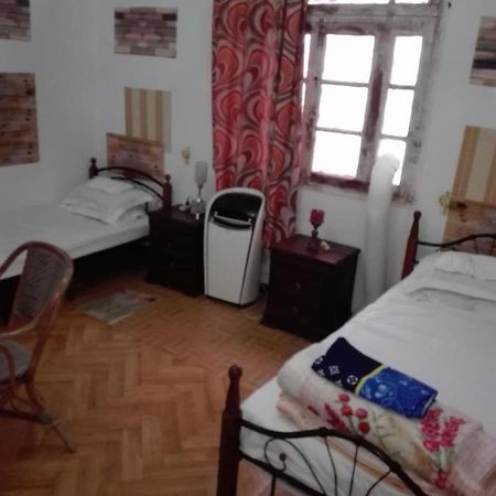 Vip Respectious Family Rooms El Biar Algiers Exterior photo
